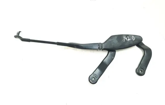 Mercedes-Benz E W211 Front wiper blade arm A2118200444