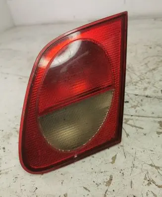 Mercedes-Benz E W210 Tailgate rear/tail lights