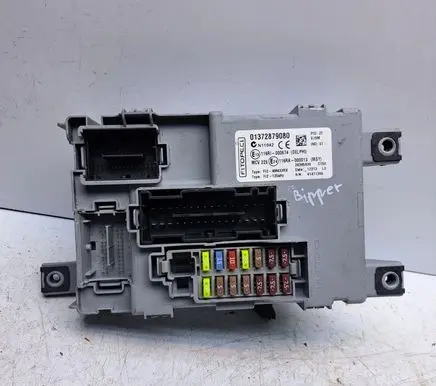Peugeot Bipper Fuse box cover 01372879080