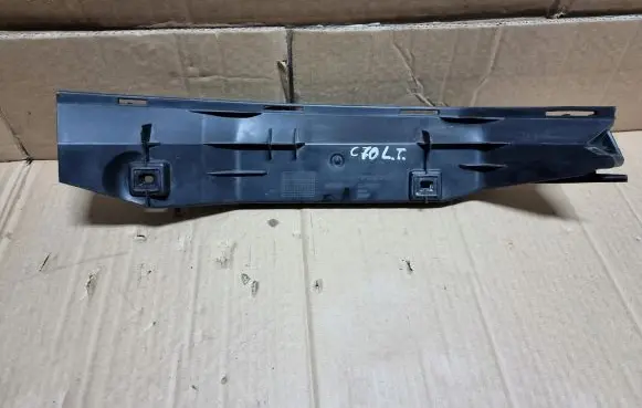 Volvo C70 Rear bumper mounting bracket 09466908