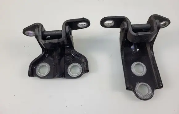 SsangYong Tivoli Rear door hinge set 