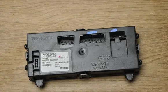 Volvo S90, V90 Climate control unit 31472269