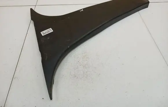 Nissan Note (E11) (B) pillar trim (top) 769169U000