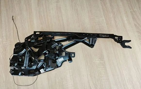 BMW 4 G22 G23 G24 G26 Tailgate/trunk/boot hinge 031772