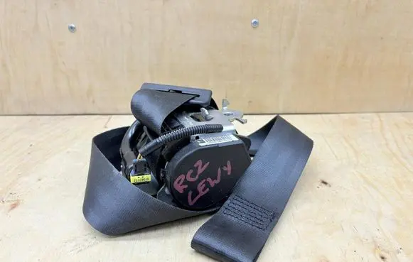 Peugeot RCZ Front seatbelt YM15300480