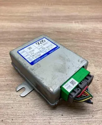 Mitsubishi Space Wagon Comfort/convenience module MD357926 E007R202 WithPlug