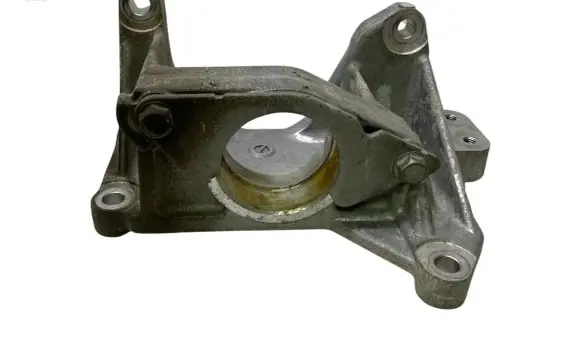 Nissan Leaf II (ZE1) Driveshaft support bearing bracket 190911A057