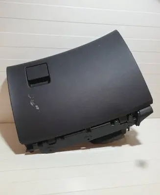 Opel Insignia A Glove box 13308550 13308551