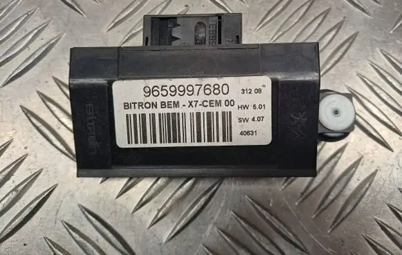 Citroen C5 Door control unit/module 9659997680