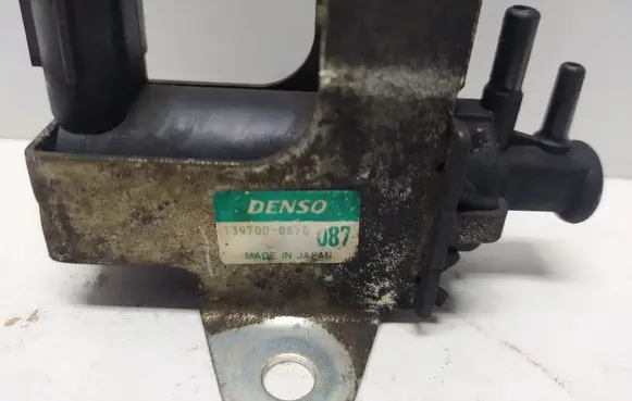 Honda Accord Turbo solenoid valve 139700870