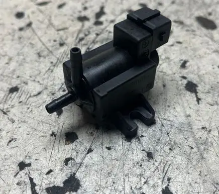 Opel Astra H Turbo solenoid valve 72244800 07T325