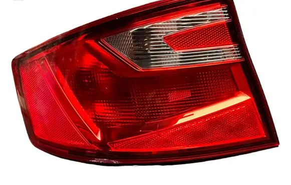 Seat Toledo IV (NH) Rear/tail lights 6JH945095E