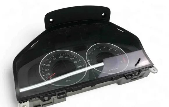 Speedometer (instrument cluster)