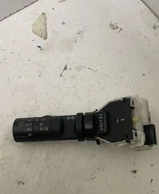 Nissan Qashqai Indicator stalk 7X10SD
