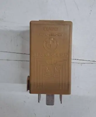 BMW 5 E39 Window wiper relay 8384505