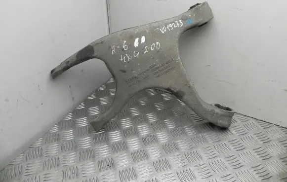 Audi A6 S6 C7 4G Rear upper control arm/wishbone 8R0505311F VD19273