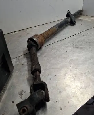 Mercedes-Benz Sprinter W901 W902 W903 W904 Steering wheel axle A9014600831 831410070524