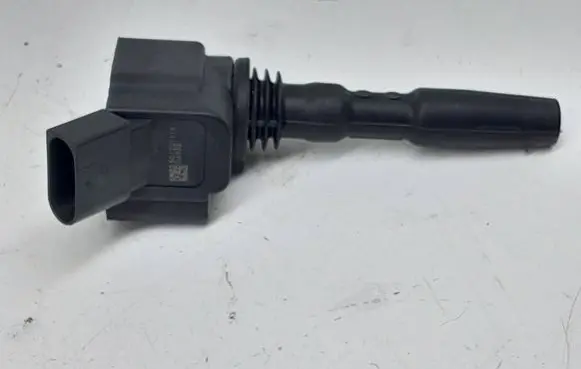 Cupra Formentor High voltage ignition coil 04E905110M