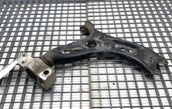 Volkswagen PASSAT CC Front control arm 