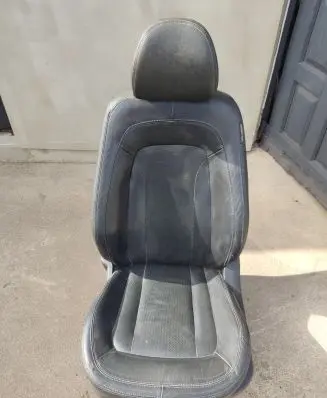 KIA Optima Front driver seat 885823S110 885813S100 01115YF