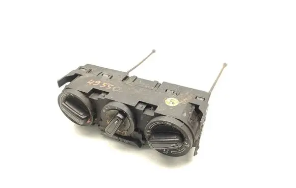 Skoda Fabia Mk3 (NJ) Climate control unit