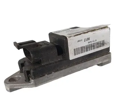 Volkswagen Golf III Airbag deployment crash/impact sensor 1J0909606A