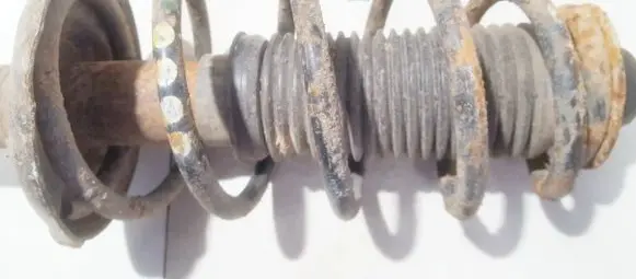 Volkswagen Golf III Front coil spring