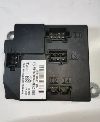 Mercedes-Benz E W211 Comfort/convenience module 2115458532 00403142A62