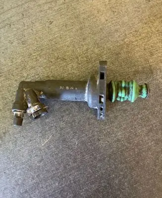 Volkswagen Transporter - Caravelle T5 Clutch master cylinder 7H0721261A