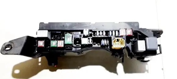 Toyota Avensis T250 Fuse box set 9008087030 ah156700-2900