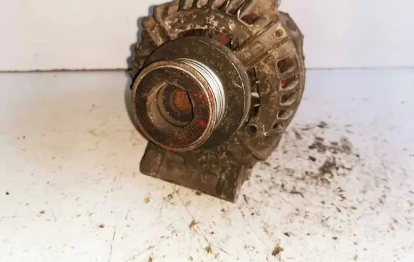Renault Megane I Generator/alternator 7700434899 0124325031