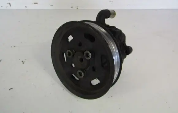 Skoda Octavia Mk1 (1U) Power steering pump 1J0453104A