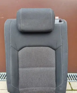 Rear seat