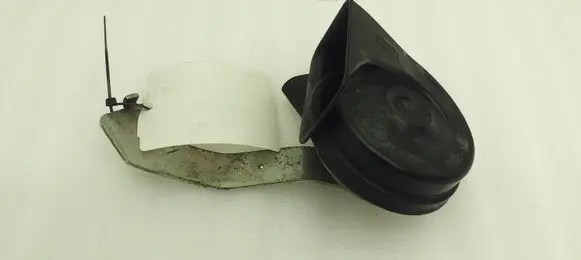 Mercedes-Benz B W246 W242 Horn signal A0065428620