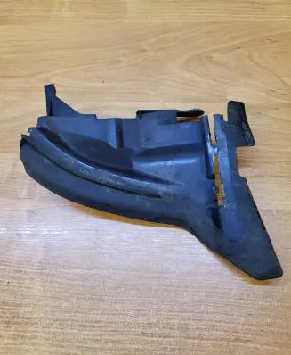Intercooler air guide/duct channel