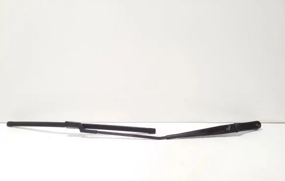 Volkswagen Tiguan Front wiper blade arm 5NB955410