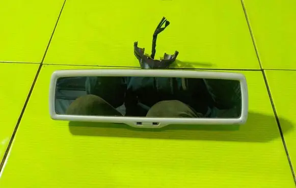 Volkswagen PASSAT B7 Rear view mirror (interior) 3AB31