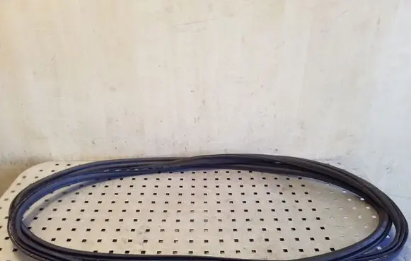 BMW X5 E53 Trunk rubber seal (body) 8402515
