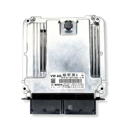 Audi Q3 F3 Engine control unit/module 06Q907309A