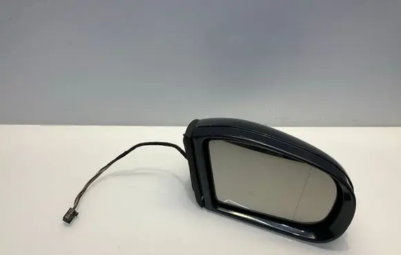Mercedes-Benz C W203 Front door electric wing mirror