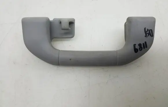 Mercedes-Benz C W204 Rear interior roof grab handle A2048100151