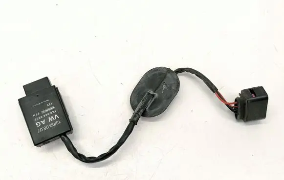 Volkswagen Jetta VI Fuel injection pump control unit/module 1K0906093F
