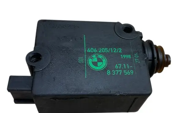 BMW 5 E39 Tailgate boot lock/latch motor 8377569
