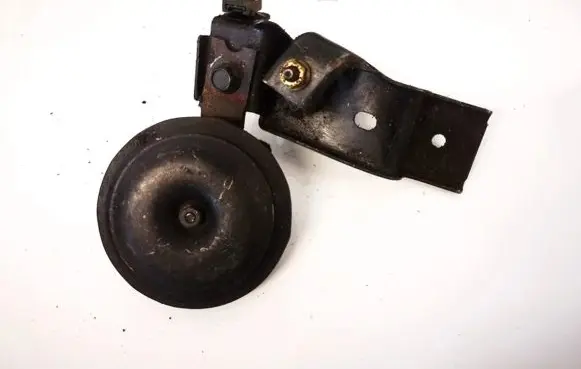 Mitsubishi Space Wagon Horn signal e200933