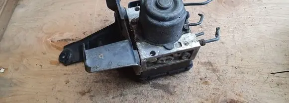 Toyota Avensis Verso ABS Pump 4451044050