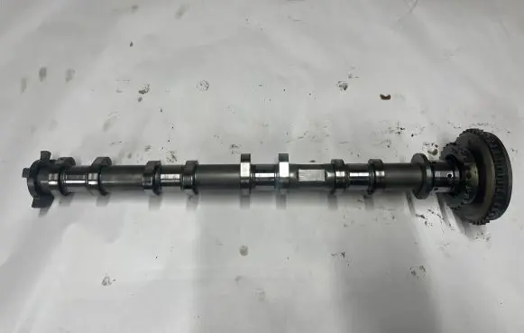 Ford Mustang VI Camshaft JR3E6C525CA