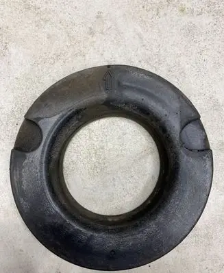 Nissan Pathfinder R51 Rear coil spring rubber mount 