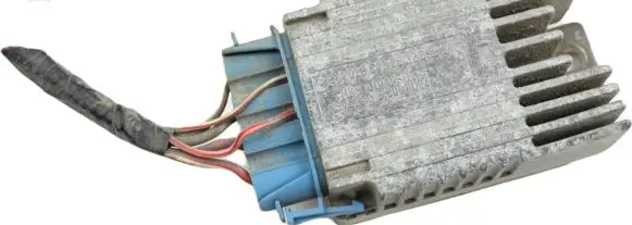 Coolant fan relay