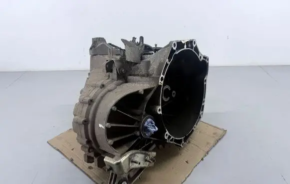 Ford Kuga II Manual 6 speed gearbox BG9R7F096AC