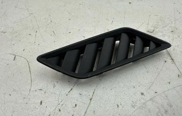Volkswagen Golf VIII Dashboard air vent grill cover trim 5H2819706A